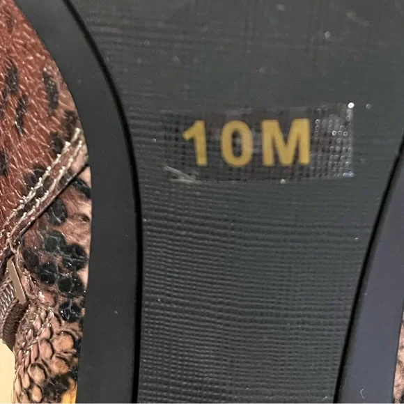 Franco Sarto leather snake print block heel ankle boots/ booties. Square toe. 10 - Picture 8 of 14